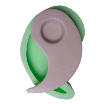 Yin yang tealight mumluk silikon kalıbı ile yapılmış tealight mumluk.