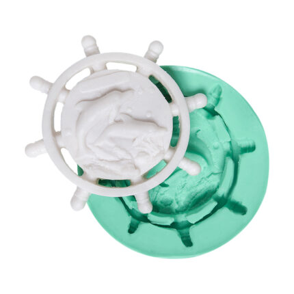 Denizci dümeni kalıbı: Yunuslu gemi sabun kalıbı ile deniz temalı dekorasyon yapımı. KK-0547