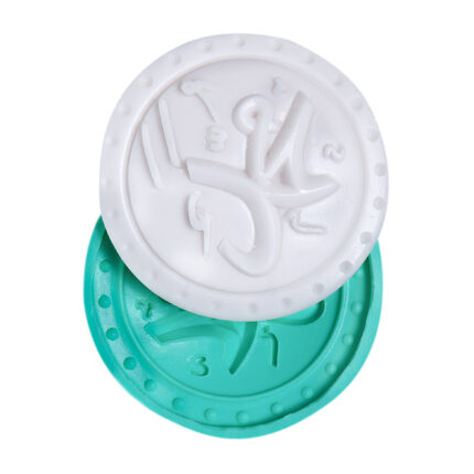 Yuvarlak Muhammed lafzı silikon kalıbı ve döküm örneği. İslami temalı dekoratif obje yapımı için.